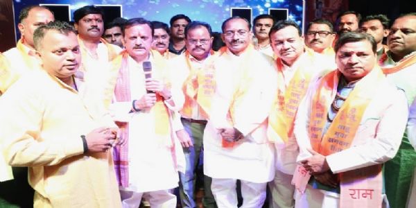 संस्कृति और परंपराओं का उल्लास आने वाली पीढ़ी को समझाएगा उनका महत्व: राजेन्द्र शुक्ल