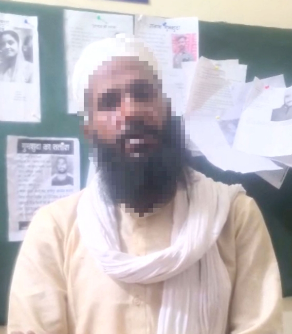 पुलिस गिरफ्त में आरोपित