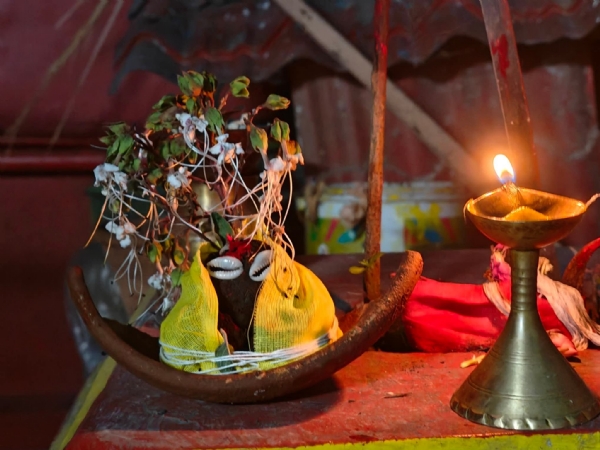 फाल्गुन संक्रांति पर बांकुड़ा में पारंपरिक त्यौहार फाल्गुन संक्रांति पर बांकुड़ा में पारंपरिक त्यौहार