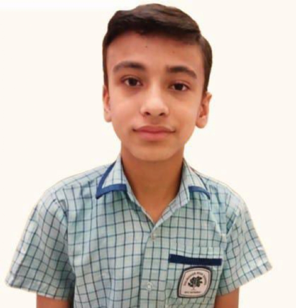 छात्र अक्षत सरकार