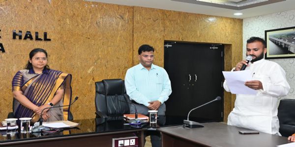नगर परिषद अध्यक्ष और वार्ड पार्षदों का ने लिया शपथ, उपाध्यक्ष पद पर प्रेमचंद निर्वाचित
