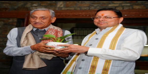 विजय बहुगुणा ने मुख्यमंत्री धामी से की शिष्टाचार भेंट