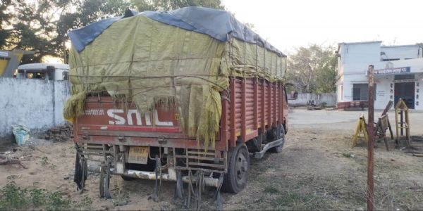 अनूपपुर: प्रशासन की सख्ती, चचाई में 125 बोरी अवैध महुआ पकड़ा, 50 क्विंटल जब्त