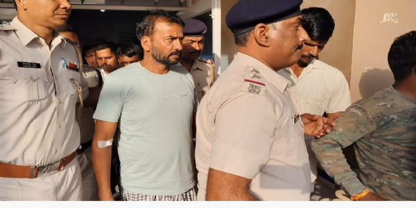 मुजफ्फरपुर से सीवान के कुख्यात अपराधी अयूब खान गिरफ्तार, 46 मामले दर्ज