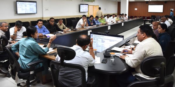 कैथल : सीएम घोषणाओं को गंभीरता से लें अधिकारी,डीसी ने बैठक में ली रिपोर्ट