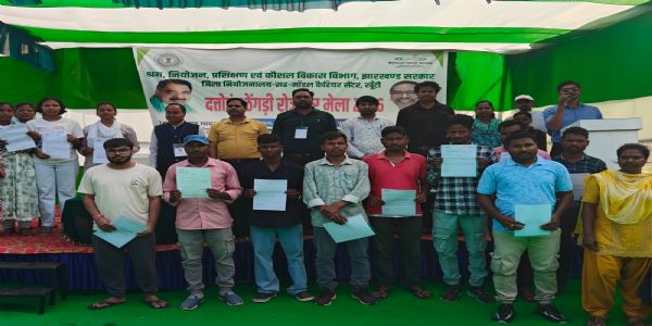 दत्तोपंत ठेंगड़ी रोजगार मेला आयाेजित