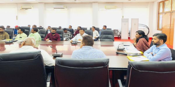 पशु मेला सह प्रदर्शनी में पशुपालकों को किया गया सम्मानित