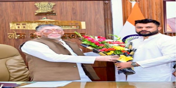 एयर एंबुलेंस दुर्घटना की जांच कर दोषियों पर हो कार्रवाई : आजसू