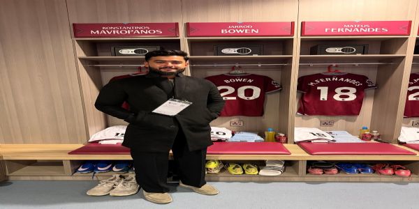 भारतीय क्रिकेटर रियान पराग