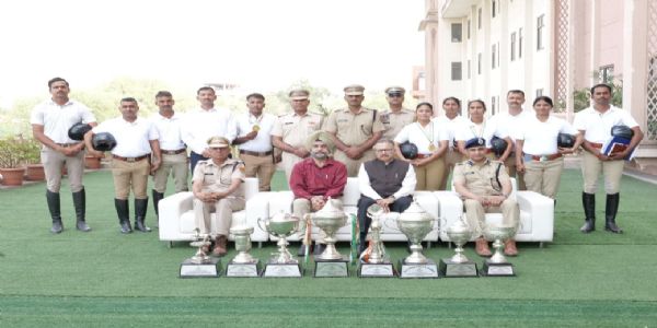 राजस्थान पुलिस के पदक विजेता खिलाड़ियों का पुलिस मुख्यालय में सम्मान