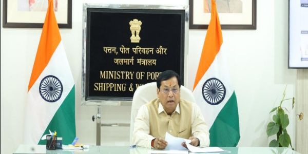 सोनोवाल ने शिवालिक और नंदा देवी के नाविकों को बताया वैश्विक व्यापार के नायक