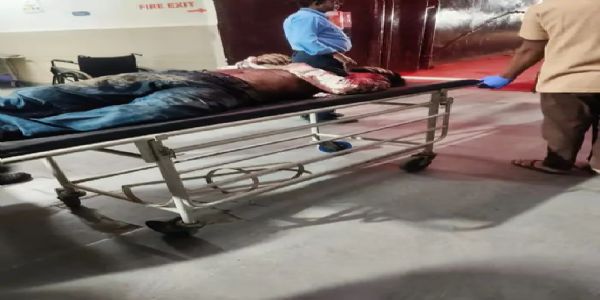 डीजे पर नाचने को लेकर विवाद, युवक की चाकू से गोदकर हत्या