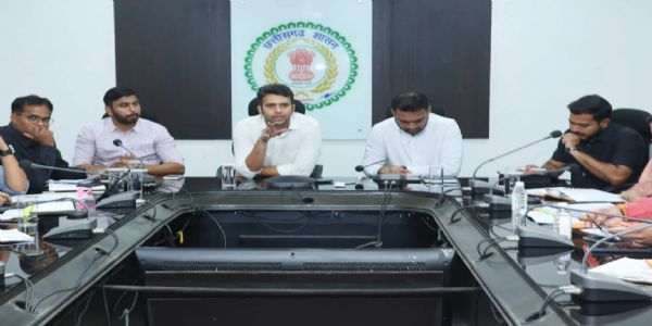 जनसमस्याओं का समयबद्ध एवं गुणवत्तापूर्ण निराकरण सुनिश्चित करें-कलेक्टर