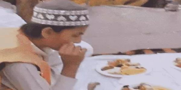 गंगा में नाव पर चिकन बिरयानी मामले में प्राथमिकी दर्ज, युवा मोर्चा ने की गिरफ्तारी की मांग