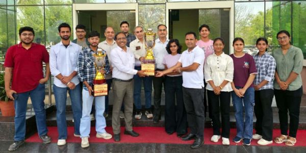 हिसार के गुरु जम्भेश्वर विश्वविद्यालय के भौतिकी विभाग ने खेल प्रतियोगिता में लहराया परचम