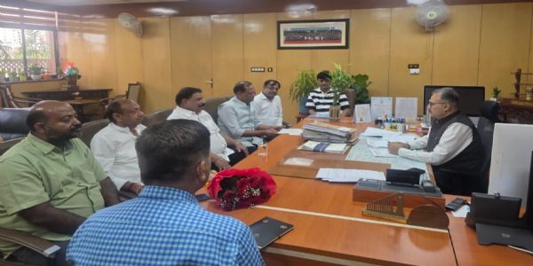 जयपुर व्यापार महासंघ के प्रतिनिधिमंडल ने डीजीपी राजीव शर्मा से की मुलाकात