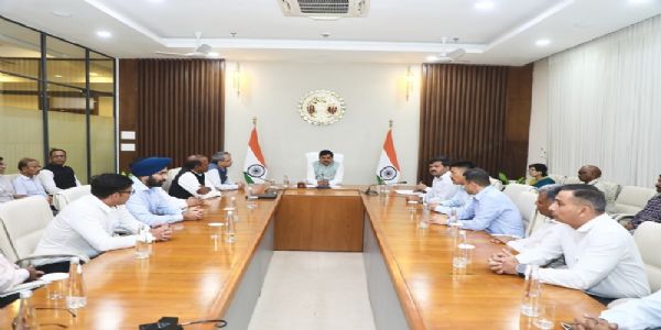 मप्र के मुख्यमंत्री डॉ. यादव से मिले नेशनल डिफेंस कॉलेज के ट्रेनी ऑफिसर्स