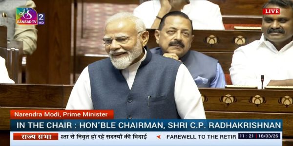 प्रधानमंत्री नरेन्द्र मोदी बुधवार को राज्यसभा में अपना वक्तव्य देते हुए