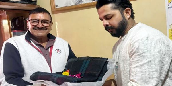 क्रिकेटर एस.श्रीसंत ने कैंची धाम में किए बाबा नीब करौरी के दर्शन