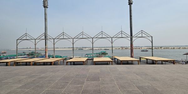 सनातनी नववर्ष के पहले दिन से ललिता घाट पर गंगा आरती की शुरुआत