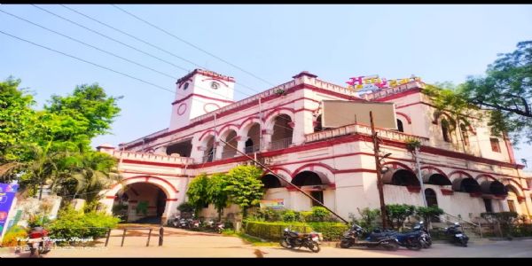 नगर निगम ने बकाया कर की वसूलने जूटमिल में कुर्की नोटिस चस्पा, पेट्रोल पंप सहित पांच संस्थान किया सील