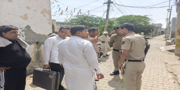 जींद : पति ने पत्नियों पर किया कुल्हाड़ी से हमला, एक की मौत, दूसरी गंभीर