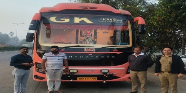 नकली एचएसआरपी पर सख्ती: अरुणाचल में पंजीकृत बस सीज, निर्माता पर एक लाख का चालान