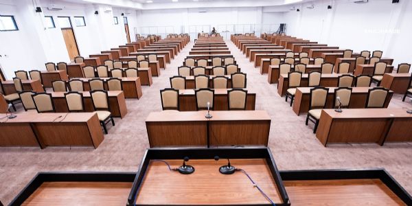 नए संसद भवन में बैठने की व्यवस्था