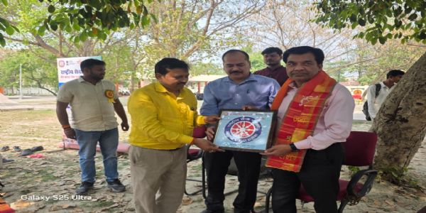 समाज में सकारात्मक परिवर्तन पैदा करें विद्यार्थीः डॉ. विनोद सिंह