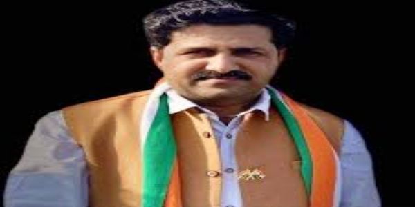 युवाओं के भविष्य को संवारने के लिए खेल ढांचे पर काम करने की सरकार से अपील