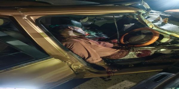 अनूपपुर: ट्रैक्टर के पीछे घुसी तेज रफ्तार कार, 2 लोगों की मौत, दो घायल