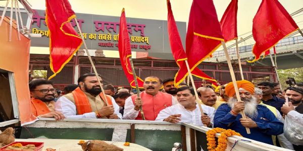 चैत्र नवरात्रि के पहले दिन महावीर मंदिर पहुंचे भाजपा के प्रदेश अध्यक्ष, लिया आशीर्वाद