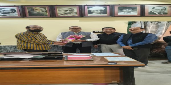 वीसी का मारवाड़ी कॉलेज में औचक निरीक्षण, लैब व लाइब्रेरी का लिया जायजा