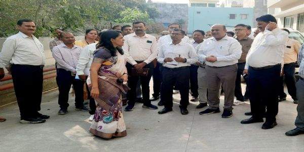 गोरखपुर की खाद्य एवं औषधि लैब अन्य मंडलों की तुलना में बेहतर : सचिव रोशन जैकब