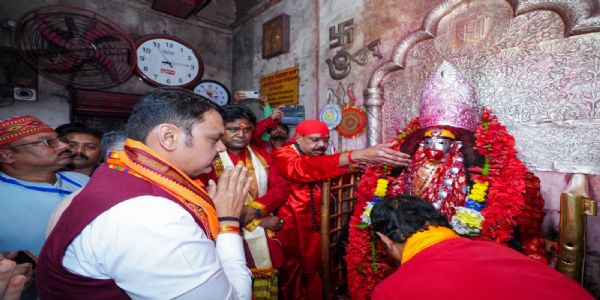 देवेंद्र देवेंद्र