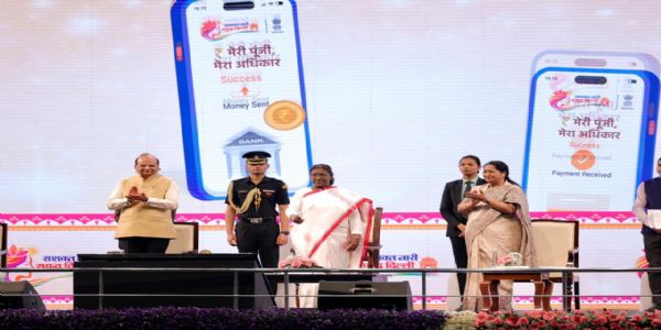 राष्ट्रपति ने लखपति बिटिया, होली–दीपावली पर मुफ्त गैस सिलेंडर और सहेली पिंक स्मार्ट कार्ड योजना का किया शुभारंभ