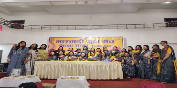 रामगढ़ में फाल्गुन धूम ने बिखेरी रंगों की छटा