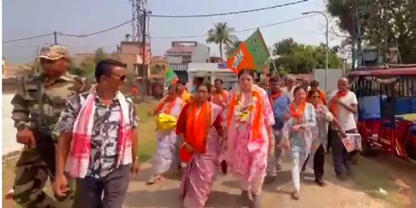 भाजपा उम्मीदवार ने कई वार्ड में चलाया जनसंपर्क अभियान