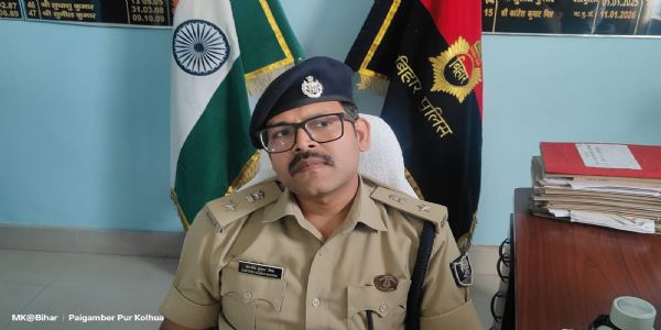 मुजफ्फरपुर: गायघाट के चोरनी गांव कांड मामले में 08 पुलिसकर्मी को लाइन हाजिर