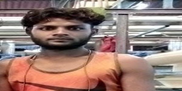 पारिवारिक कलह के चलते युवक ने फांसी लगाकर दी जान