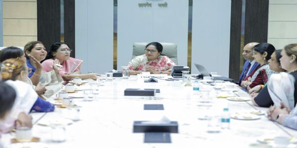 मुख्यमंत्री ने ट्रांसजेंडर समुदाय के साथ आगामी बजट को लेकर किया संवाद