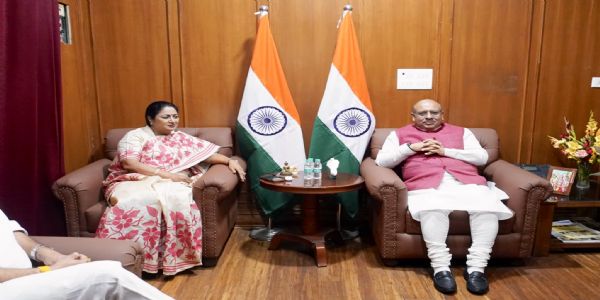 दिल्ली विधानसभा अध्यक्ष से मुख्यमंत्री ने की मुलाकात, बजट सत्र की तैयारियों पर हुआ संवाद