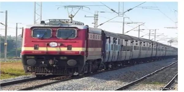 बिलासपुर : नवरात्रि मेले के लिए खास इंतजाम, इतवारी–कोरबा के बीच चलेगी मेमू स्पेशल, डोंगरगढ़ जाने वाले भक्तों को राहत