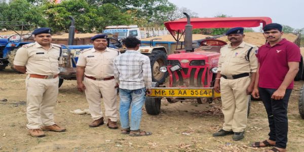 अनूपपुर: अवैध रेत परिवहन करते दो ट्रैक्टर जब्त, चालक गिरफ्तार