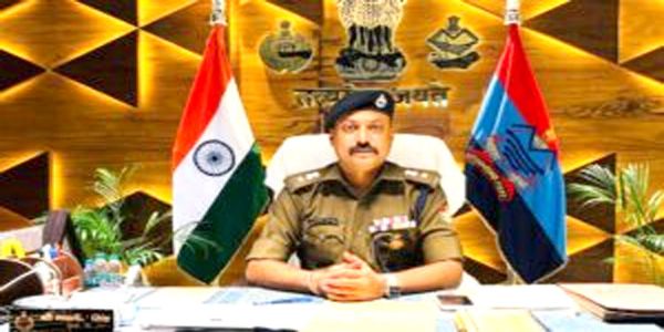 अवैध खनन में संलिप्तता के आराेप में सिड़कुल थाने का आरक्षी निलंबित