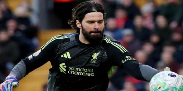 ब्राजील फुटबॉल टीम के स्टार गोलकीपर एलिसन बेकर ब्राजील फुटबॉल टीम के स्टार गोलकीपर एलिसन बेकर