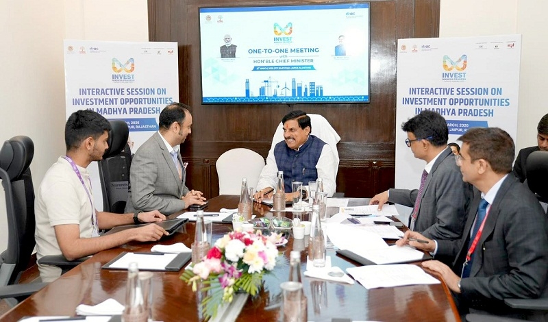 मप्र के मुख्यमंत्री ने राजस्थान के उद्योगपतियों के साथ की वन-टू-वन चर्चा