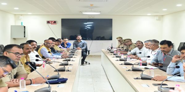 चैत्र नवरात्र के चौथे दिन मां श्रृंगार गौरी का होगा दर्शन,श्री काशी विश्वनाथ धाम में समन्वय बैठक