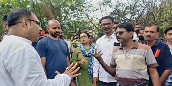 आसनसोल में दीवार लेखन को लेकर बवाल, भाजपा एवं तृणमूल में टकराव