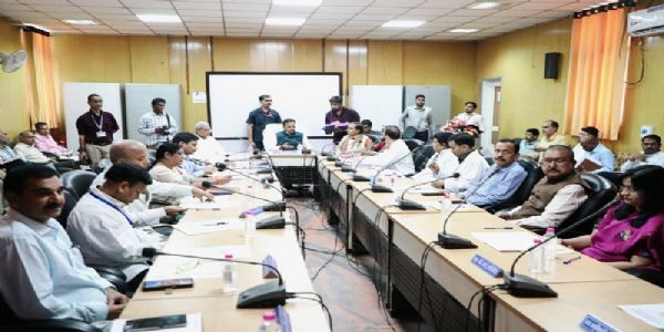 सुपर स्पेशलिटी अस्पताल रीवा में रिक्त पदों में भर्ती की प्रक्रिया तेज करें: उप मुख्यमंत्री शुक्ल